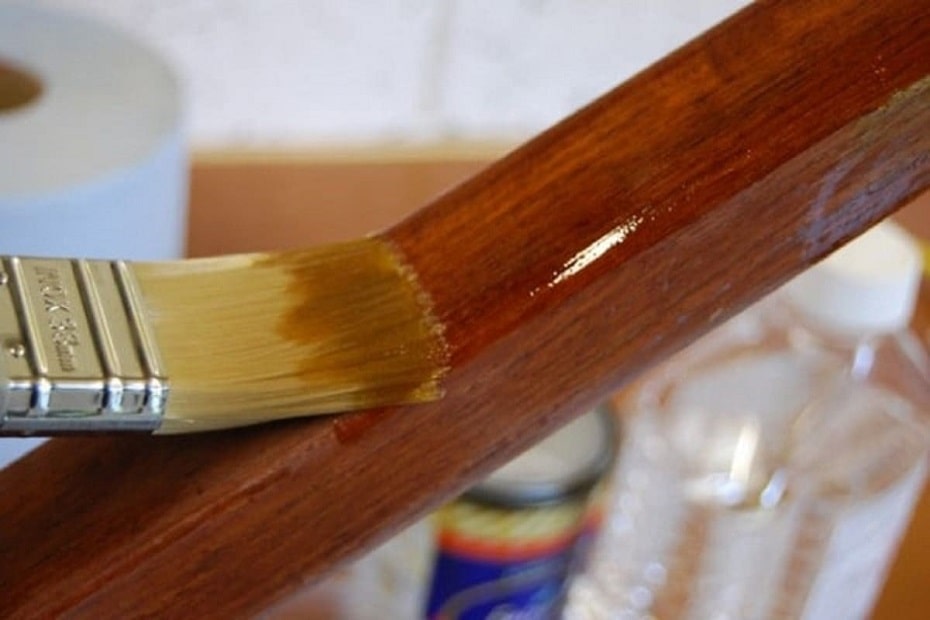 Can you paint enamel over lacquer