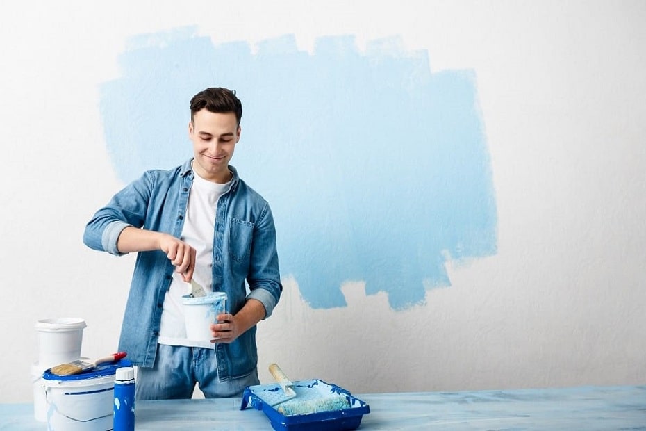 can you thin latex paint with water